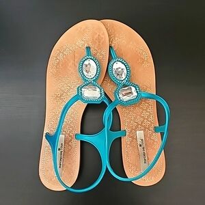 Montego Bay Flat Gem Detail Turquoise Sandals Summer Vacation Slip On Size 8.5